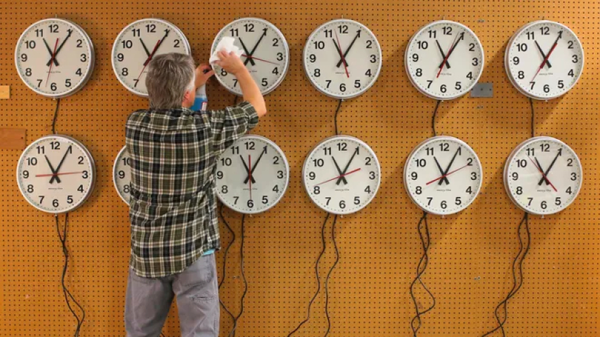 Prepare to 'Turn Back the Clock': Daylight Saving Time Concludes This Sunday 2024