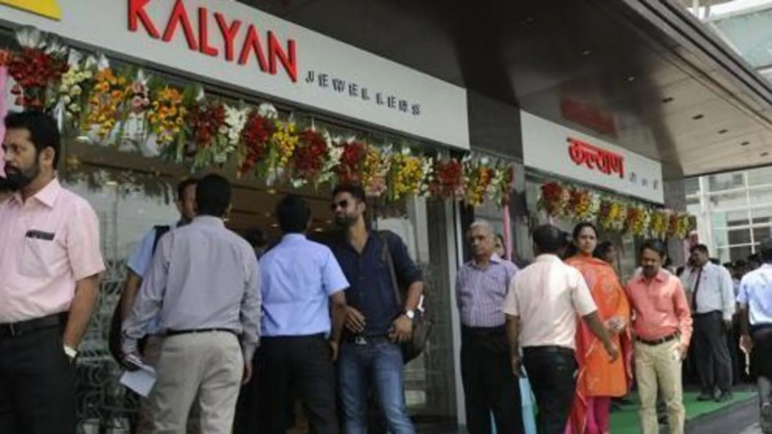 Kalyan Jewellers Stock Drops 6% Amid Profit Booking After Q3 Update: Is it Time to Buy or Sell?