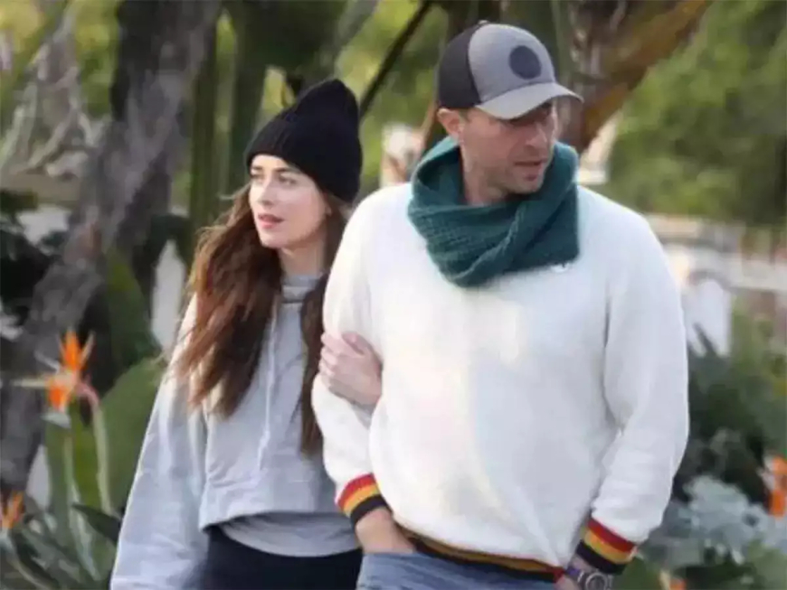 Dakota Johnson Proves She’s the Ultimate Supportive Partner, Joins Chris Martin in Mumbai