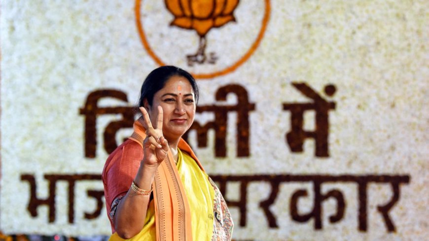 Delhi Chief Minister Swearing-in Event LIVE: Incoming CM Rekha Gupta Arrives at Ramlila Ground