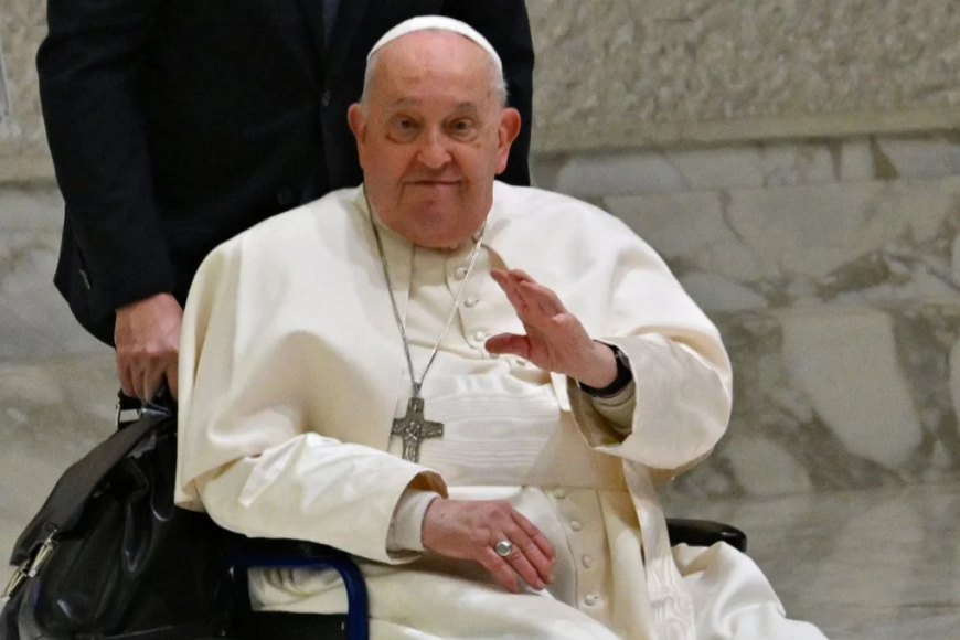 Pope Francis’ Health in Serious State Amid Initial Signs of Kidney Complications