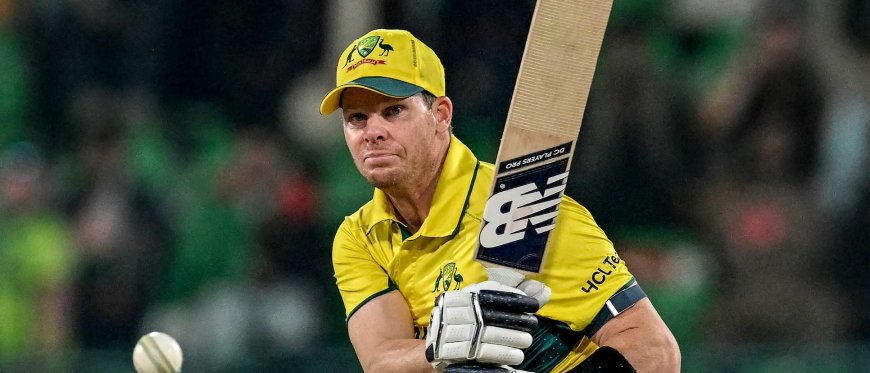 A Lucky Break for Steve Smith as the Bails Stay Intact | India vs Australia | Champions Trophy 2025