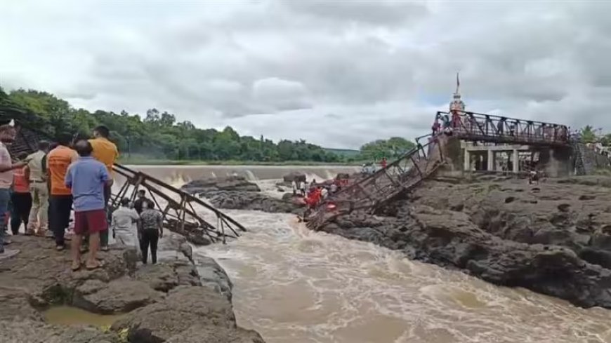 New Video Shows Indrayani River Bridge Collapse, Tourists Swept Away in Shocking Accident